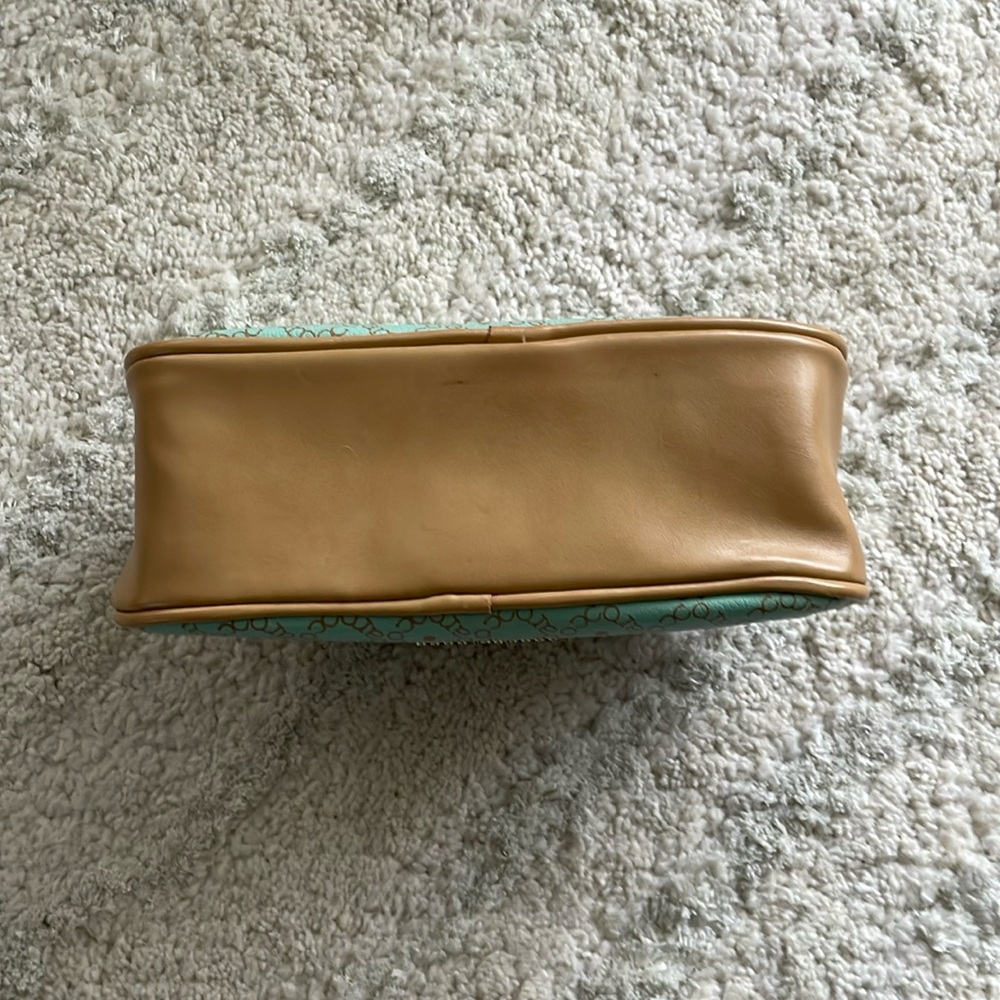 ROCCOBAROCCO Green Cosmetic Bag - Picture 5 of 5
